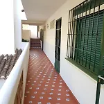 Peaceful 1br Getaway - Walk To And Train