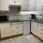 Peaceful 1br Getaway - Walk To And Train * Benalmádena