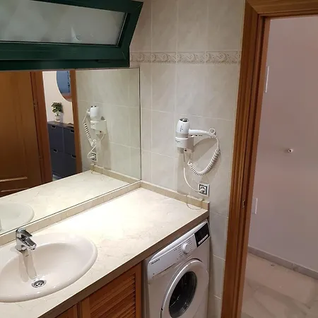 Apartment Peaceful 1br Getaway - Walk To And Train Benalmadena